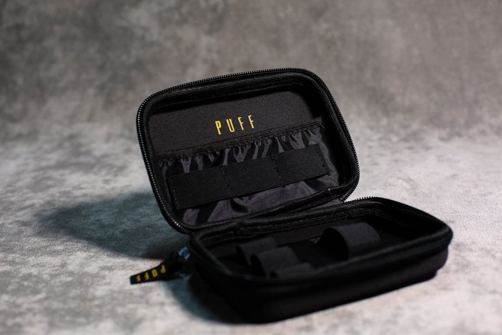 CASE PUFF PRETA CLASSIC