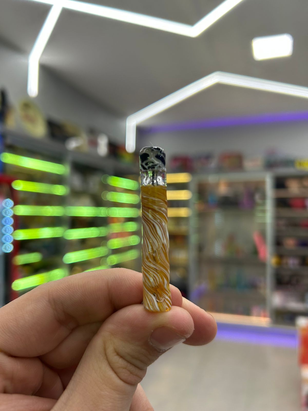 PITEIRA DE VIDRO WIG WAG AMARELA BOCAL PRETO