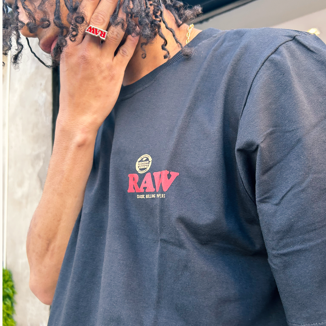 CAMISETA RAW WEEDZ ZUMBI